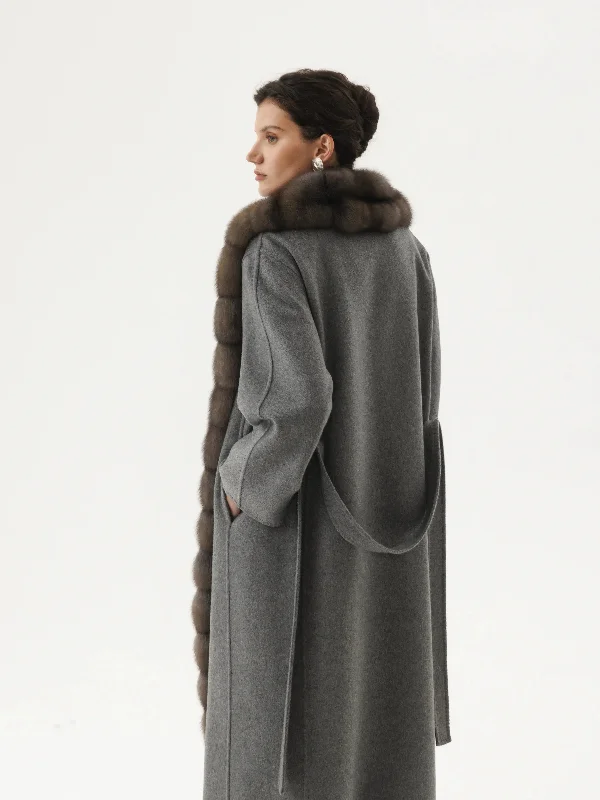 Cashmere coat with sable trim on the sides in graphite tone