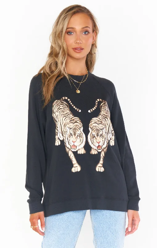 Simon Pullover ~ Dancing Tiger Graphic